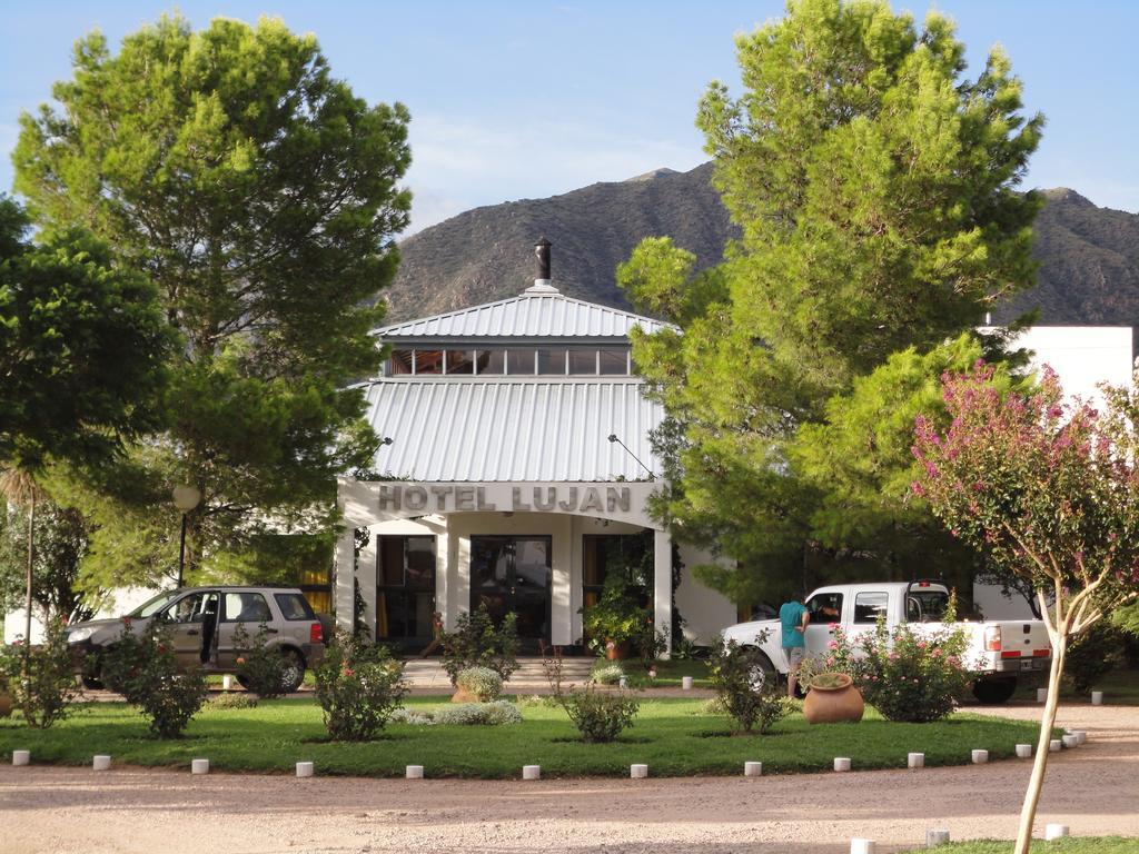 Hotel Lujan Lujan  Zewnętrze zdjęcie