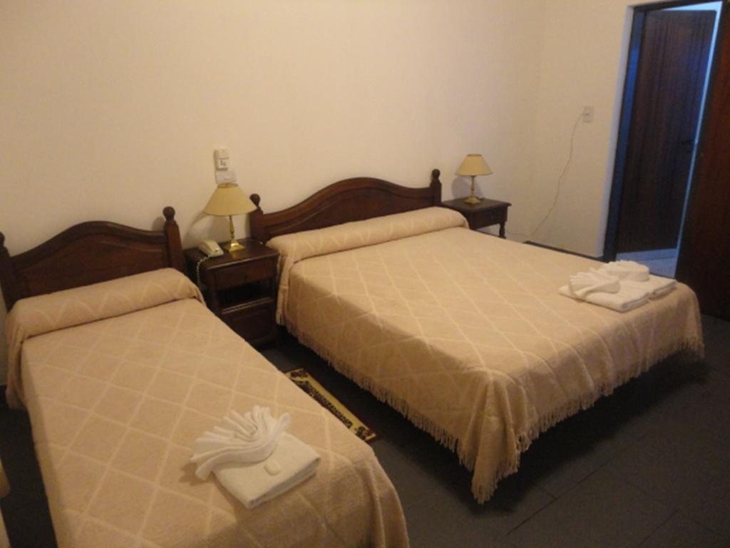 Hotel Lujan Lujan  Pokój zdjęcie