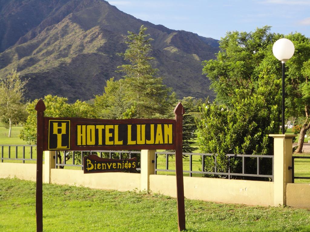 Hotel Lujan Lujan  Zewnętrze zdjęcie